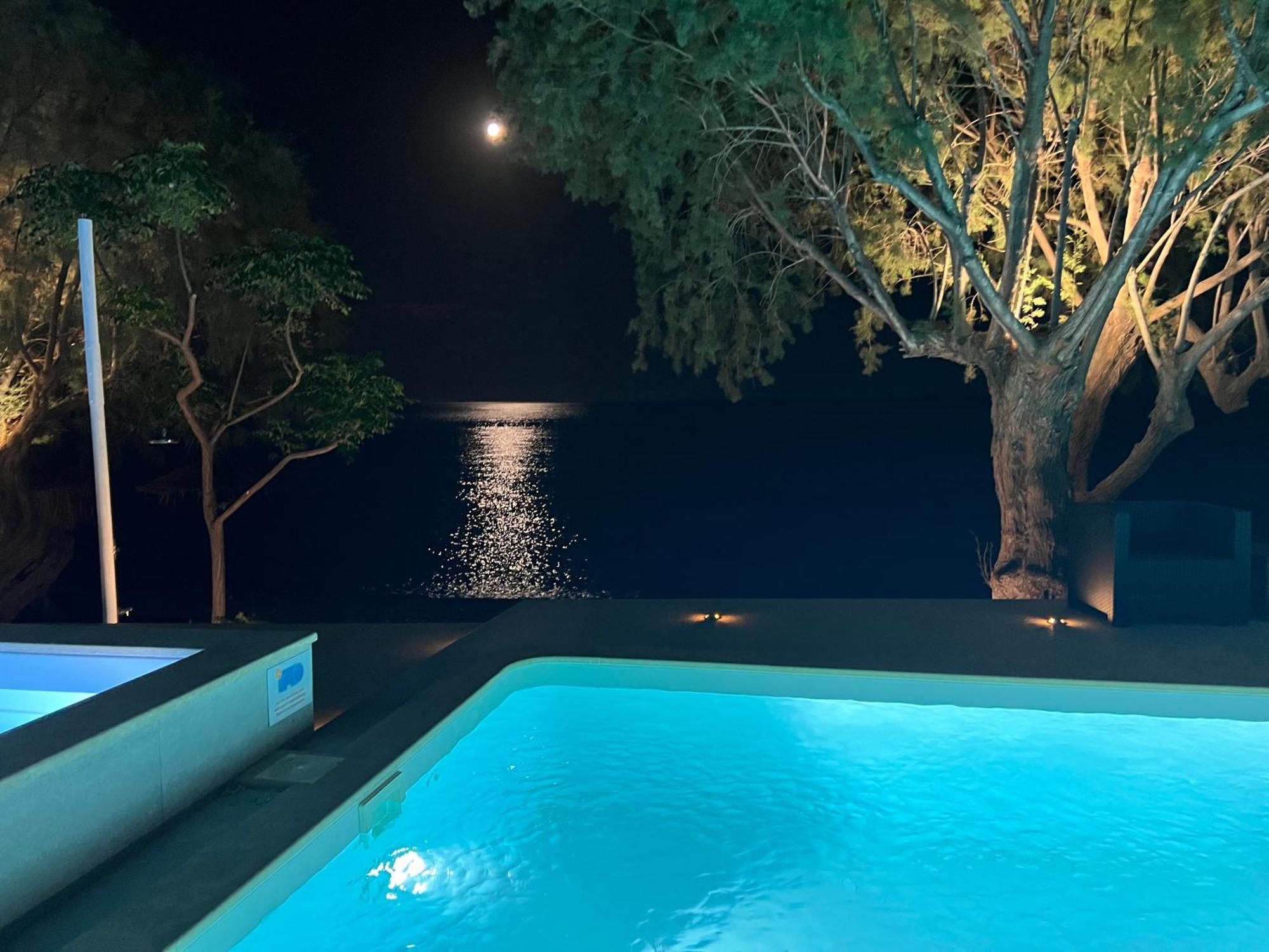 Willa Nikkon Luxury Living Arvi  Zewnętrze zdjęcie